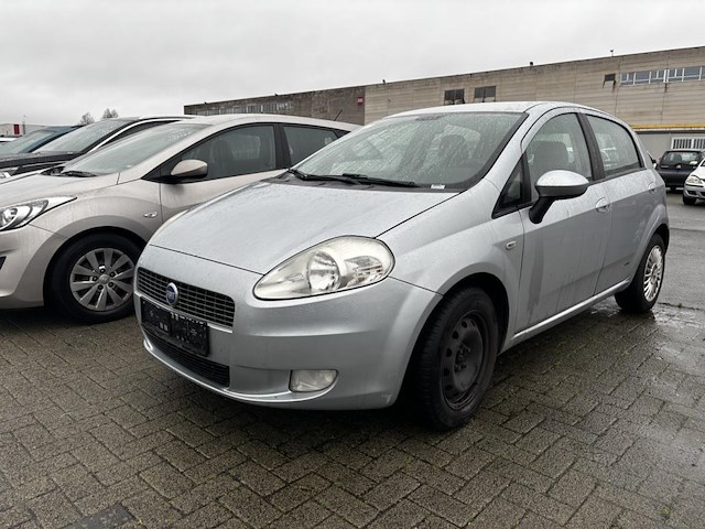 Fiat punto 1.2i 8v primo, 2005 - afbeelding 1 van  23