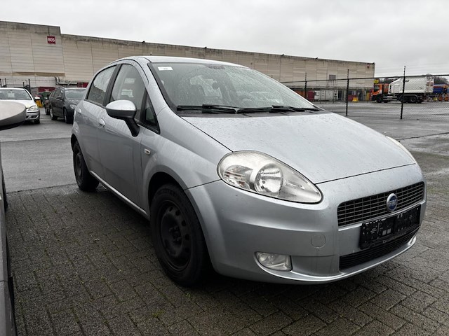 Fiat punto 1.2i 8v primo, 2005 - afbeelding 17 van  23