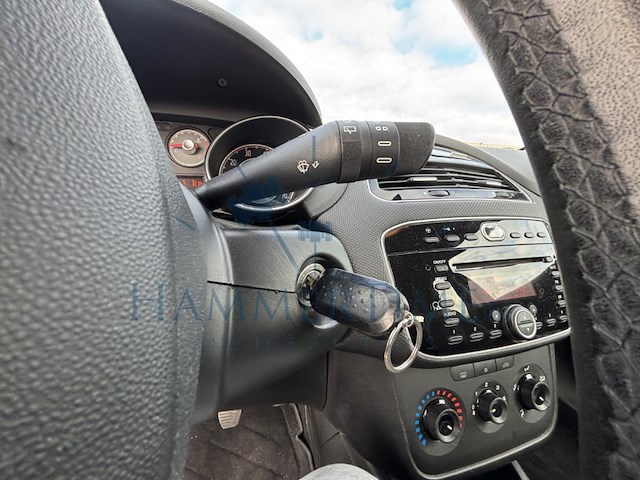 Fiat punto 1.2i easy, 2013 - afbeelding 10 van  32