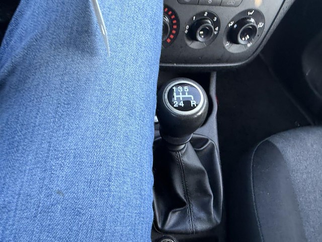 Fiat punto 1.2i street, 2014 - afbeelding 3 van  27