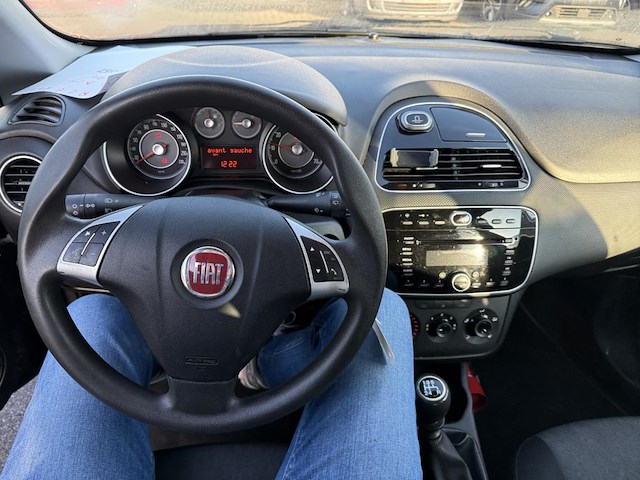 Fiat punto 1.2i street, 2014 - afbeelding 26 van  27