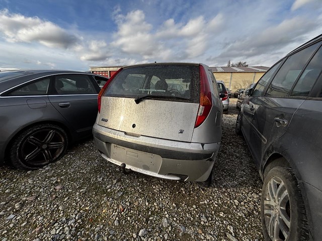 Fiat punto, 2003 - afbeelding 9 van  14