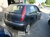 Fiat punto, enkel voor vergunninghouders en erkende centra voor verschroting - afbeelding 7 van  9