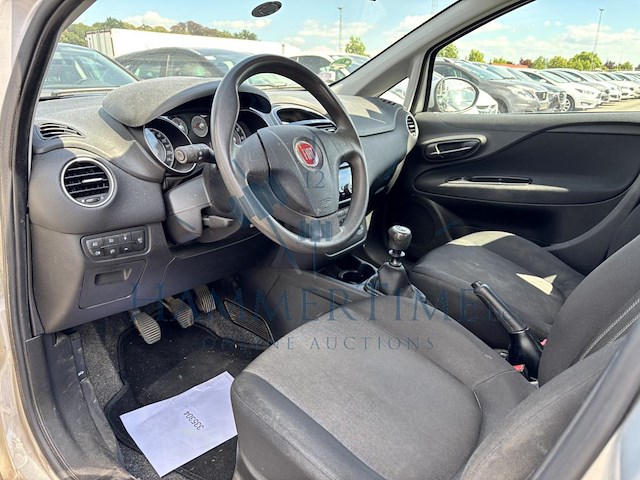 Fiat punto street, 2016 - afbeelding 3 van  30
