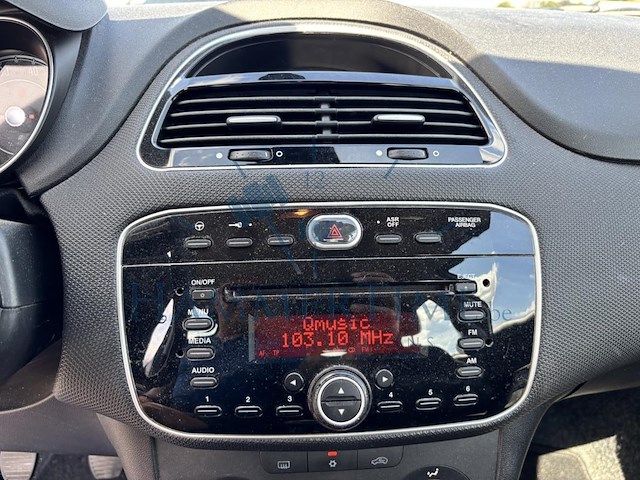Fiat punto street, 2016 - afbeelding 6 van  30