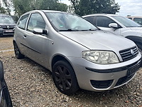 Fiat punto - afbeelding 3 van  8