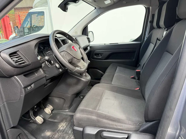 Fiat scudo van - 2,0 diesel 145 pk – 2024 – 172.911 km – handgeschakelde versnellingsbak - afbeelding 4 van  22
