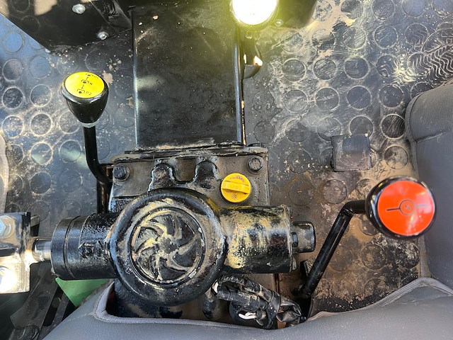 Fieldtrack 927 4wd - afbeelding 16 van  21