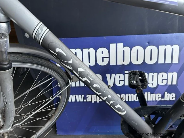 Fiets cure, zonder sleutel, nummer 701 - 806 - afbeelding 2 van  4
