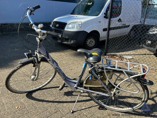 Fiets ford cambridge, met sleutel, nummer 701-184 - afbeelding 1 van  3