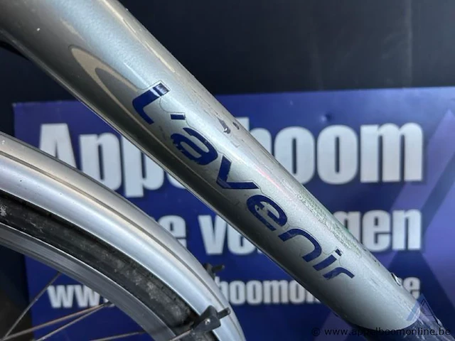 Fiets l'avenir, met sleutel, nummer reno002 - afbeelding 2 van  4