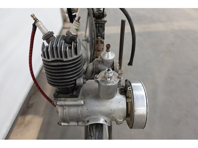 Fiets met hulpmotor le poulin - afbeelding 8 van  10