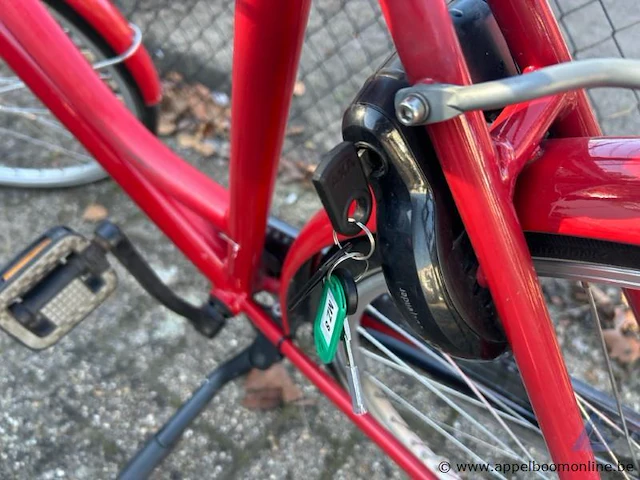Fiets, met sleutel, nummer 701 - 819 - afbeelding 2 van  3
