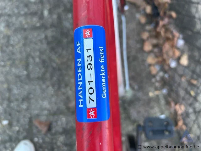 Fiets, met sleutel, nummer 701-931 - afbeelding 3 van  3