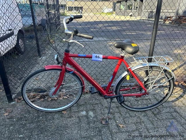 Fiets, met sleutel, nummer 701-932 - afbeelding 1 van  3