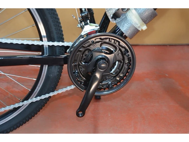Fiets model 24" adams man alloy 355h 21v v-brake black nieuw in doos - afbeelding 18 van  24
