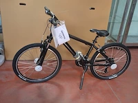 Fiets model 24" adams man alloy 355h 21v v-brake black nieuw in doos