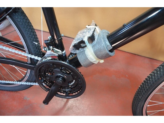 Fiets model 24" adams man alloy 355h 21v v-brake black nieuw in doos - afbeelding 7 van  25