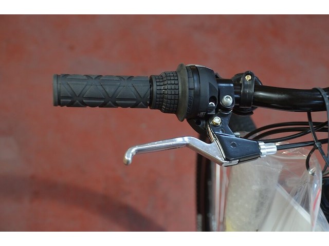 Fiets model 24" adams man alloy 355h 21v v-brake black nieuw in doos - afbeelding 5 van  25