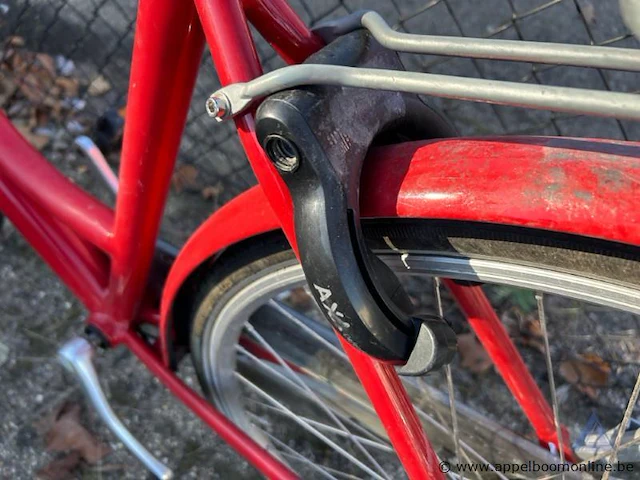 Fiets, zonder sleutel, nummer 701 - 792 - afbeelding 2 van  3