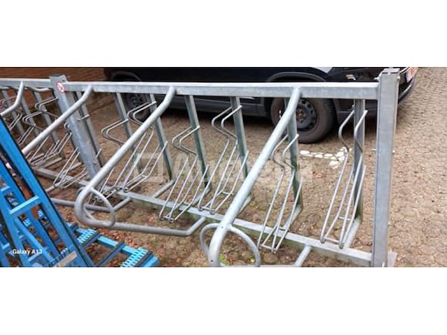 Fietsenrek - afbeelding 1 van  4