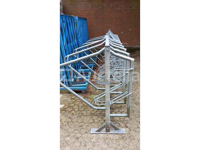 Fietsenrek - afbeelding 2 van  4