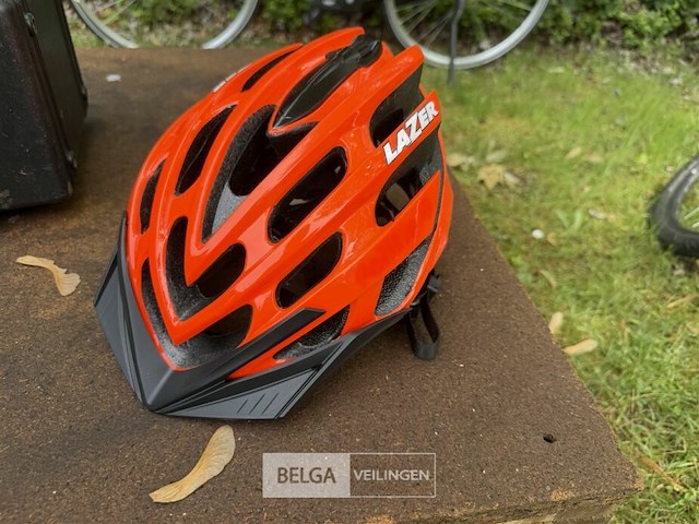 Fietshelm lazer 58 – 61 cm - afbeelding 2 van  3