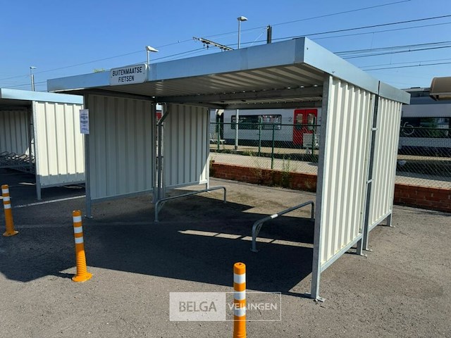 Fietsoverkapping l430 cm incl 2 bakfietsbeugels - afbeelding 2 van  4