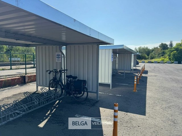 Fietsoverkapping l860 cm incl 2 fietsrekken - afbeelding 4 van  4