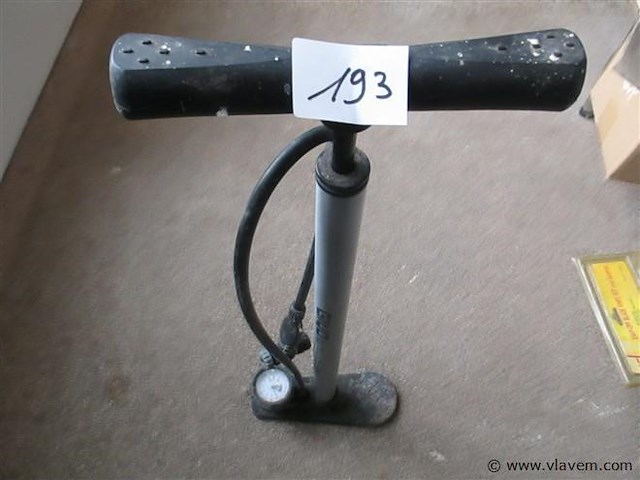 Fietspomp - afbeelding 1 van  1
