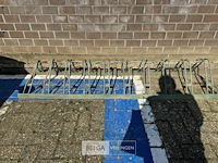 Fietsrek in metaal b200cm - afbeelding 1 van  4