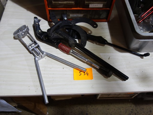 Fietsstandaarden - afbeelding 1 van  1