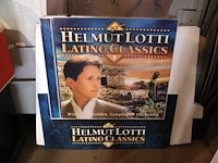 Figuur helmut lotti (x3) - afbeelding 3 van  4