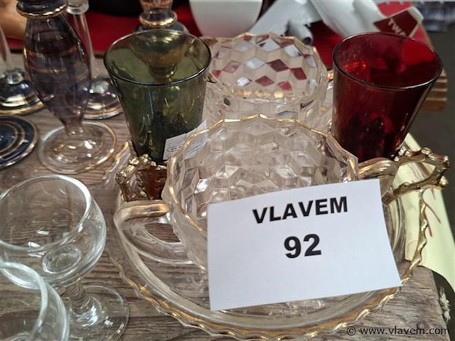 Fijn glaswerk - afbeelding 4 van  4