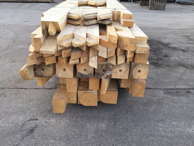 Fijnspar carport - afbeelding 10 van  18