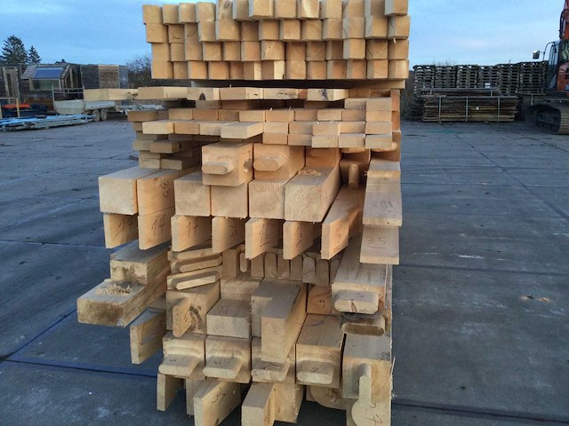 Fijnspar paardenstal voor 2 paarden - afbeelding 10 van  20