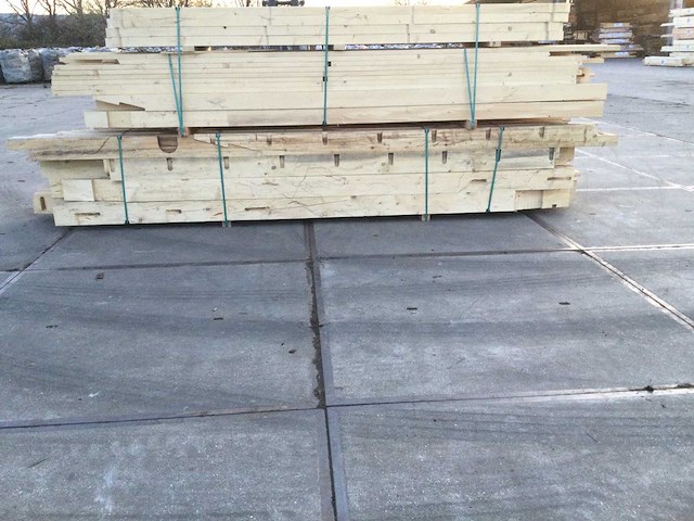 Fijnspar paardenstal voor 2 paarden - afbeelding 11 van  20