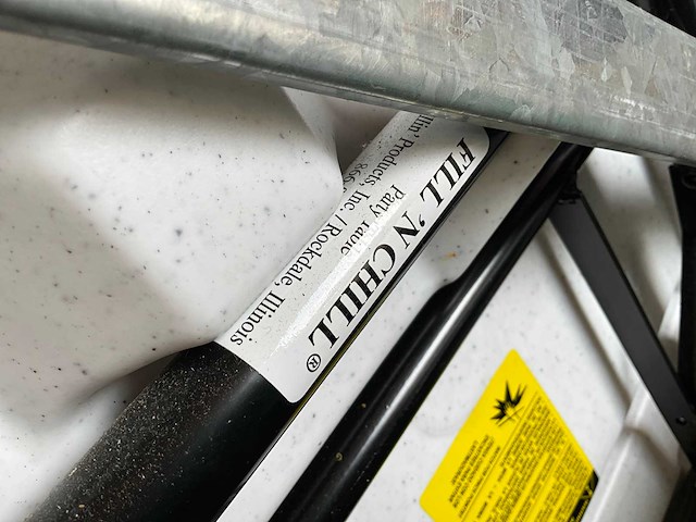 Fill ‘n chill partytafel - afbeelding 6 van  10