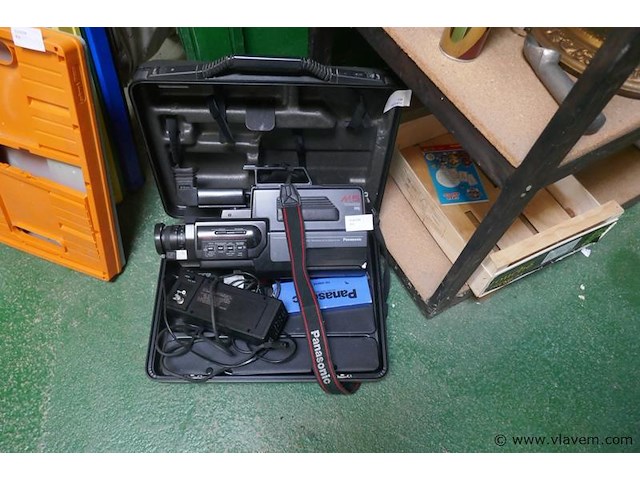 Film camera - afbeelding 1 van  1