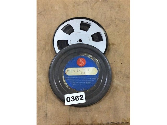 …film paris la nuit 1956. ( 8mm) - afbeelding 1 van  2