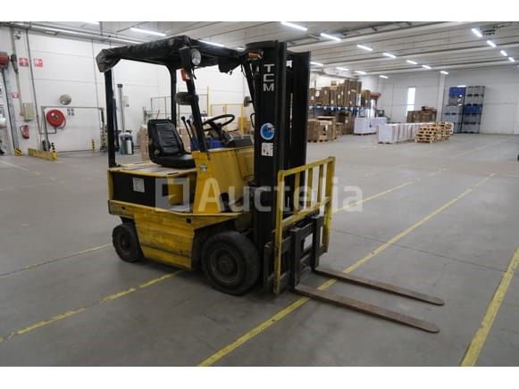 Filmverpakkingslijn, heftruck, naaimachine, vouwmachine, industriële assembleren