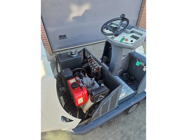 Fimap - diesel - 1000s - zelfrijdende veegmachine - afbeelding 13 van  14