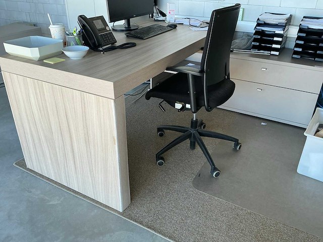 Fineerhouten hoekbureau (2x) - afbeelding 1 van  16