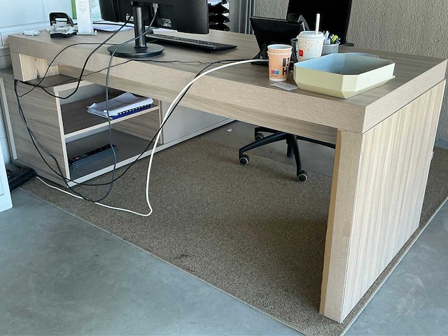 Fineerhouten hoekbureau (2x) - afbeelding 15 van  16