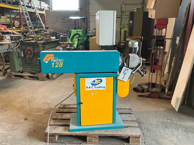 Fintech 128 bandschuurmachine met afzuiging - afbeelding 1 van  12