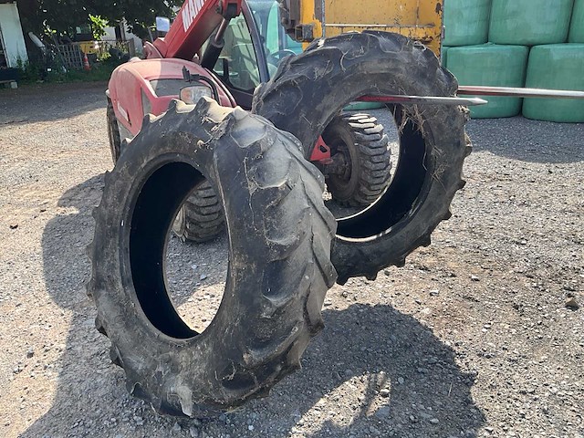 Firestone 340/85-28 banden (2x) - afbeelding 1 van  8