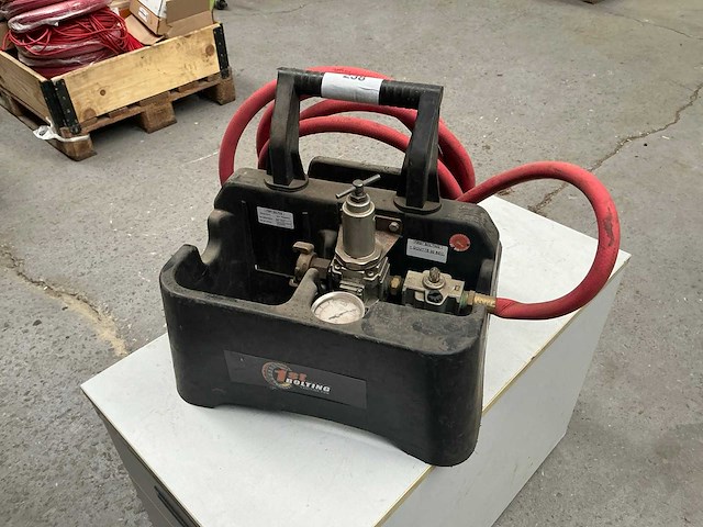 First bolting pneumatische regelaar - afbeelding 1 van  5