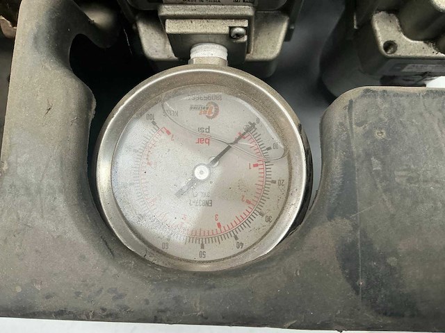 First bolting pneumatische regelaar - afbeelding 4 van  5