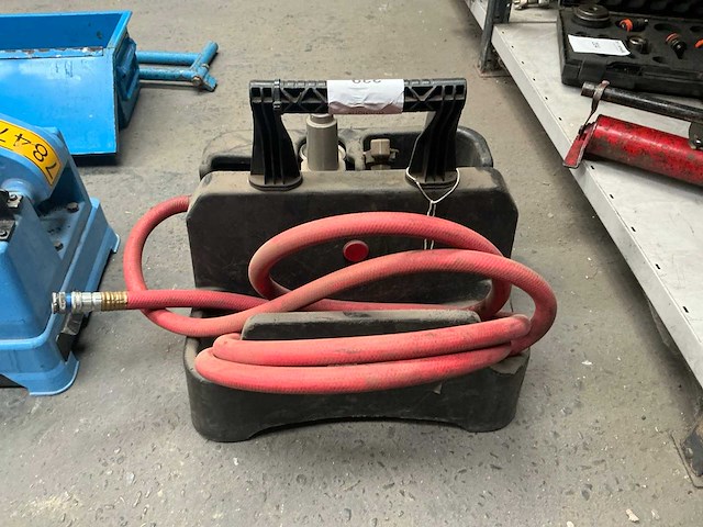 First bolting pneumatische regelaar - afbeelding 3 van  5