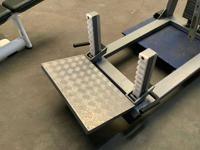 First class glute machine krachtstation - afbeelding 2 van  7